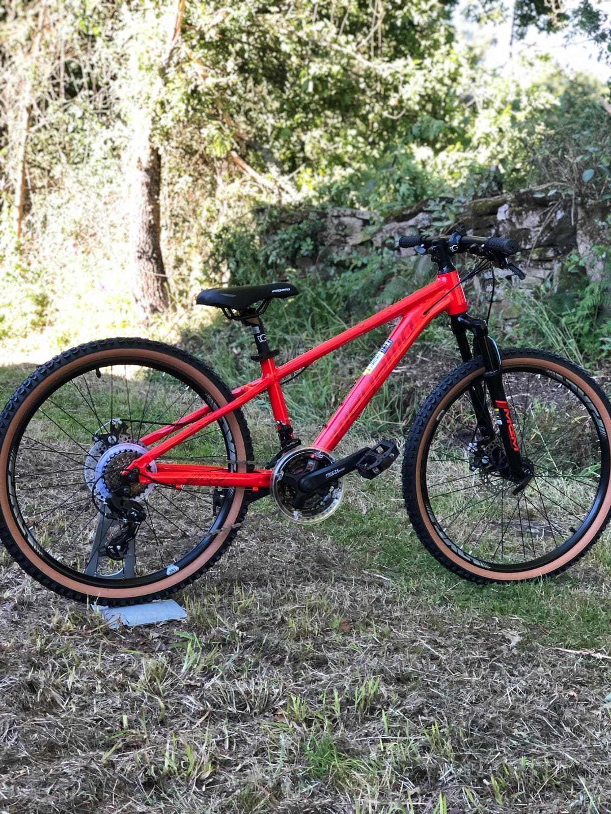 Bicicleta Infantil 24" MEGAMO KU4. ROJO" - Imagen 4